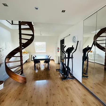 Apartman Duplex Proche *